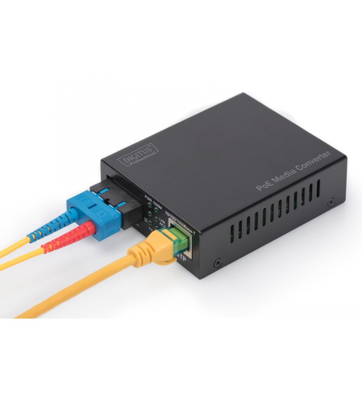 Gigabit ethernet poe+ media converter, multimode 802.3at, 30w, sc connector, up to 0.5km