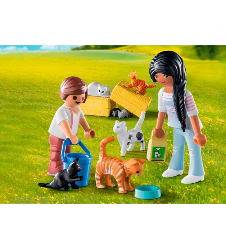 PLAYMOBIL 71309 Jucărie de construcție pentru familie de pisici de țară
